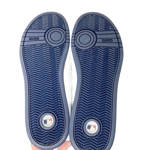 HP🎉 Reebok Men’s MLB NY Yankee Clubhouse Sz 10 - Picture 6 of 9